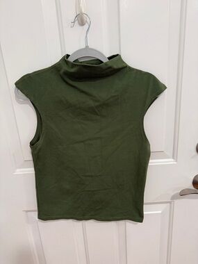 Sleeveless Mock Neck Top in Olive Green